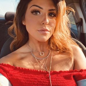 Meet your Posher, Marin